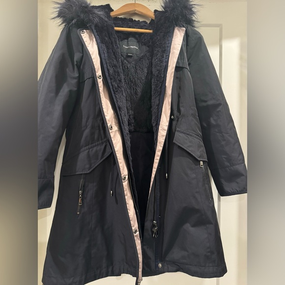 Lancy from 25 Parka - Picture 1 of 5